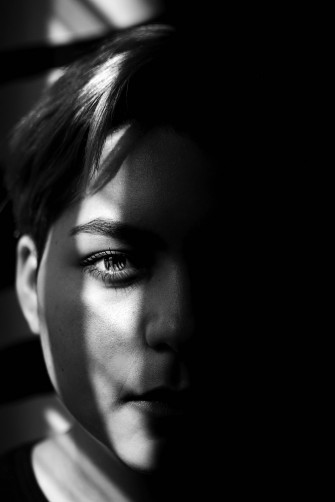 Black And White Portrait Of A Hint Light Wallpaper