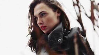 Gal Gadot Wallpaper