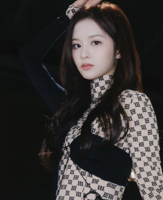 Sullyoon Nmixx Wallpaper