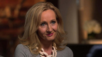 J K Rowling X Wallpaper 4605es6x2vqie2zt