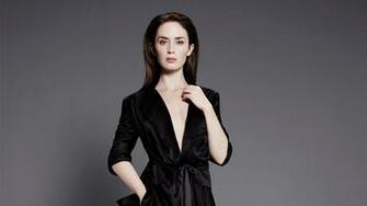 HD Emily Blunt Wallpaper HDcoolwallpaper
