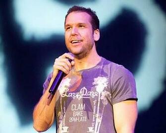 Axel S Dane Cook Wallpaper