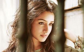 Best And Hot Shraddha Kapoor Wallpaper