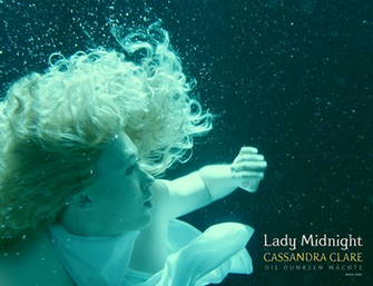 Lady Midnight Wallpaper