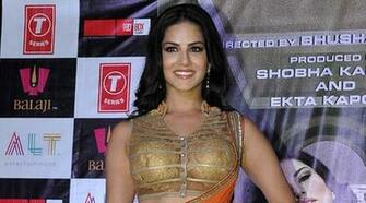 Actress Sunny Leone Visited Surat Gujarat For The Promotion Of Her