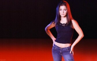 Shiri Appleby Wallpaper