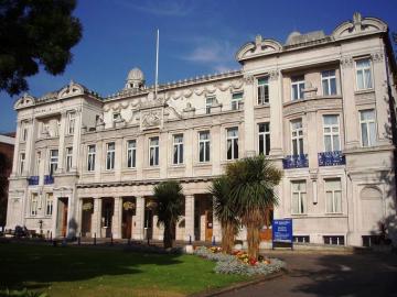 File Queens Building Jpg
