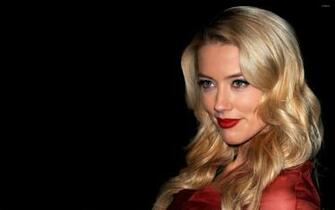 Amber Heard Wallpaper