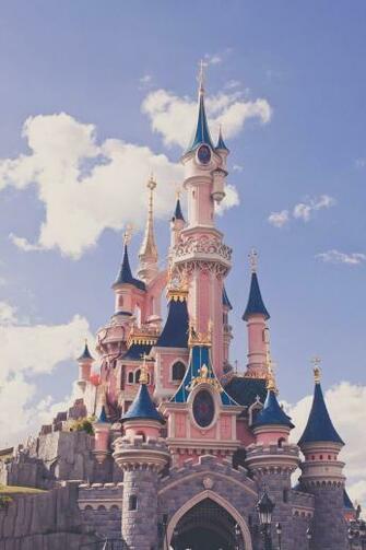 Someone Take Me Here Please I Really Need To Go Disneyland