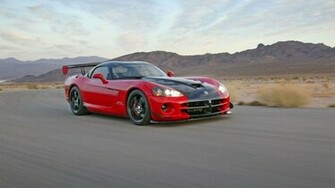 Wallpaper Viper Dodge High