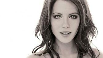 Kate Beckinsale Monochrome Wallpaper