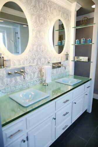 Wallpaper Work For Hgtv Diy Network Bath Crashers Contemporary