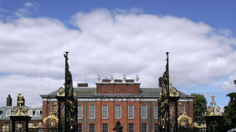 Kensington Palace And Cloudy Sky Wallpaper