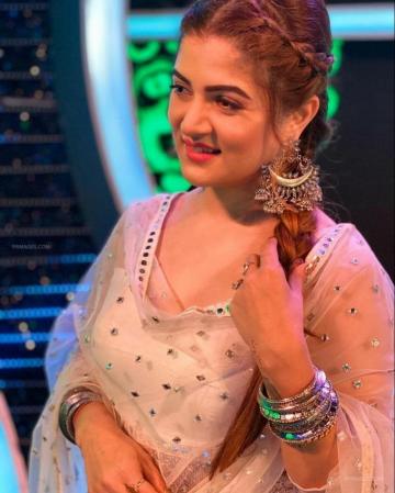 Srabanti Chatterjee HD Wallpaper Desktop Background