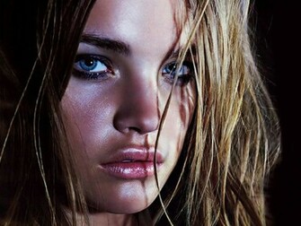 Natalia Vodianova Wallpaper