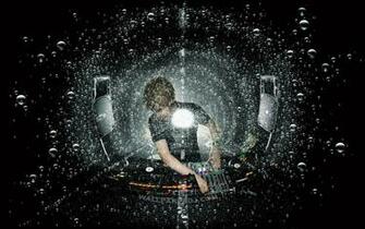 Underwater Sounds Wallpaper Music And Dance