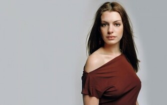 Anne Hathaway HD Wallpaper