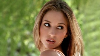 Shay Laren Wallpaper