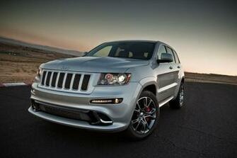 Jeep Grand Cherokee Srt Wallpaper HD