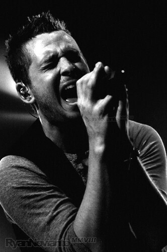 Ryan Tedder One Republic By Seorangkapiten
