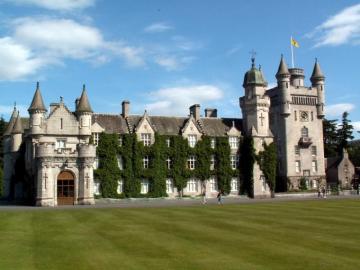 Balmoral Castle Masquerade Wallpaper