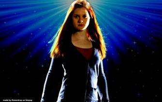 Bonnie Wright Wallpaper