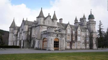 Balmoral Castle The Importance Of Queen Elizabeth Ii S Scottish