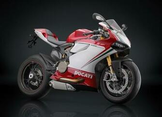 Here You Can See New Ducati Panigale Photos