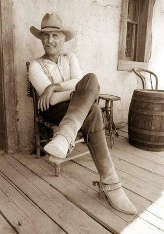 Cmt Photos Lonesome Dove Robert Duvall Of