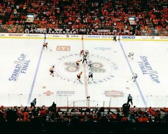 Chicago Blackhawks Wallpaper Face Off At The Championship Game