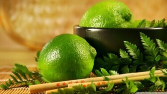 Lime Fruit Wallpaper