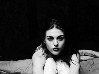 Frances Bean Cobain Image Wallpaper And