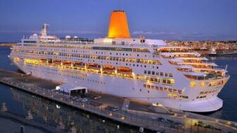 Cruise Ship Wallpaper