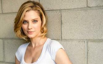April Bowlby 5k HD Wallpaper