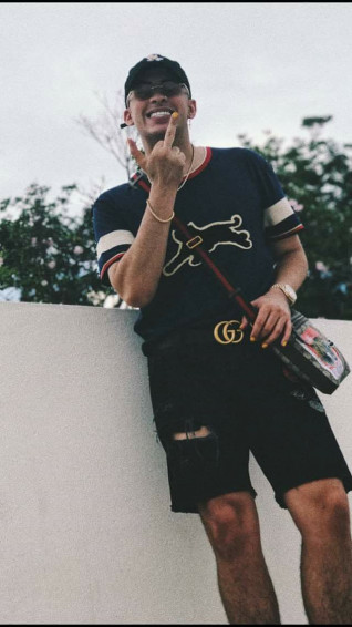 Bad Bunny Wallpaper