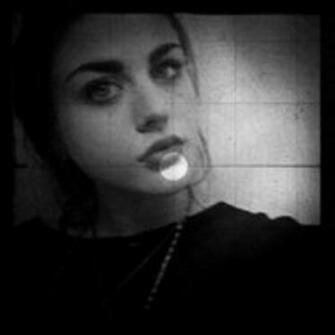 Frances Bean Cobain Image Wallpaper