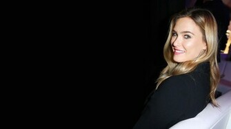 Wallpaper Bar Refaeli Relax HD Upload At October