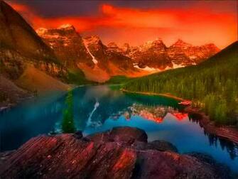 Moraine Lake At Sunrise Wallpaper