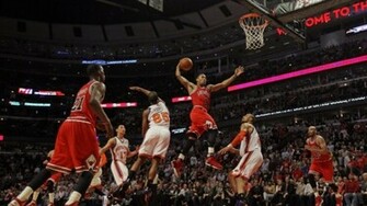 Derrick Rose Dunk Image Wallpaper