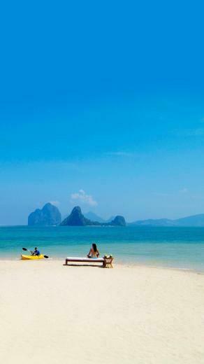 Beautiful Remote White Beach Girl Android Wallpaper