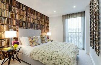 Bookshelf Wallpaper Gives An Instant Library Feel
