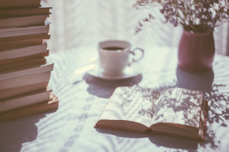 Books Aesthetic Wallpaper