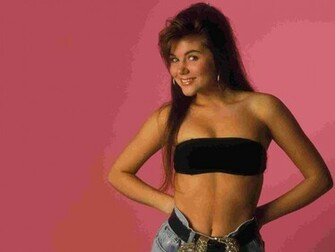 Tiffani Amber Thiessen Wallpaper