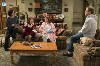 Roseanne Image Netflix And Pill Darlene Crystal