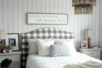 Wood Wallpaper Gives The Look Of A Real Wall