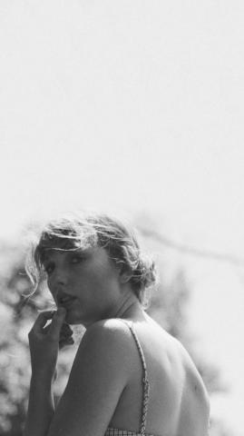 Taylor Swift Folklore Wallpaper iPhone HD