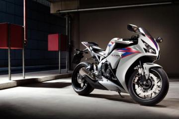 Cbr1000rr Wallpaper Broken Panda