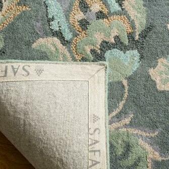 Shop Safavieh Handmade Jardin Jamya Country Floral Wool Rug On