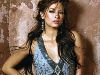 Kristin Kreuk Wallpaper