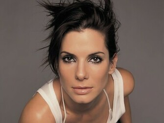 Celebrity Wallpaper Sandra Bullock HD